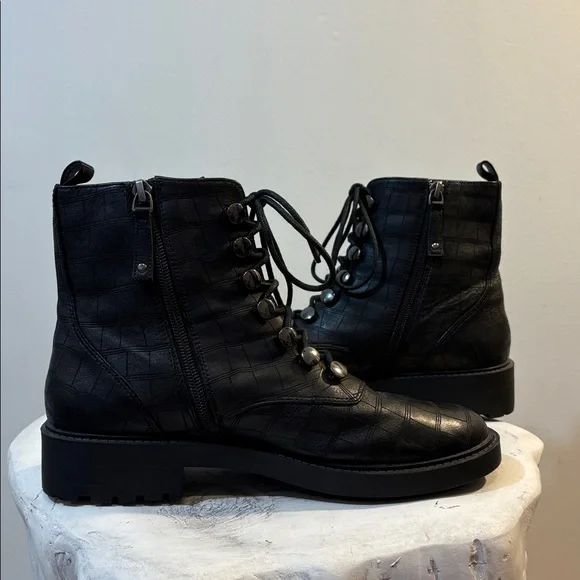 Black Lace Up Combat Style Snake / Croc Reptile Embossed Ankle Boots, size 8 - Picture 6 of 13